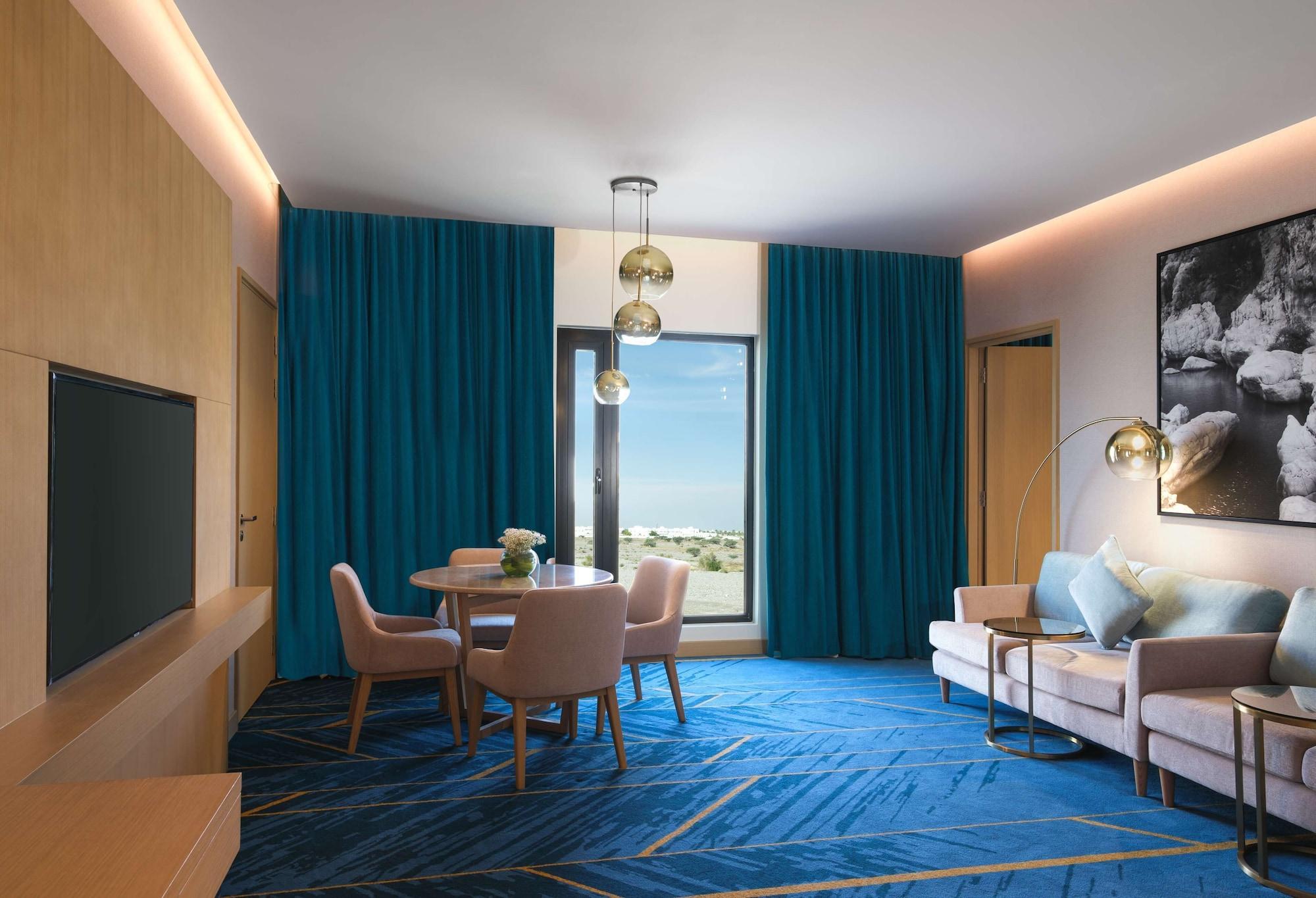 Maani Muscat Hotel & Suites Екстер'єр фото