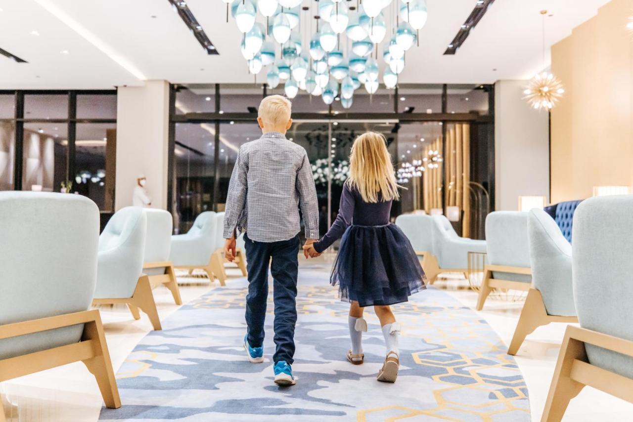 Maani Muscat Hotel & Suites Екстер'єр фото